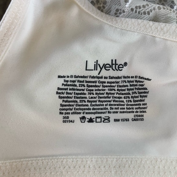 Lilyette Bra - Picture 10 of 10